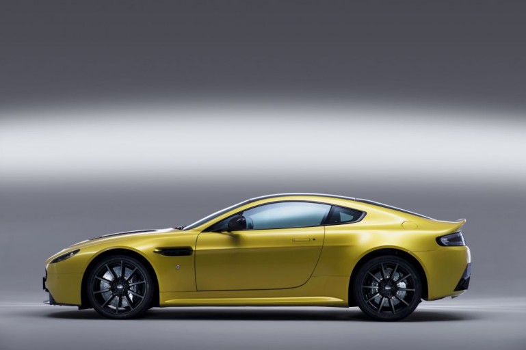 Aston Martin, Vantage, v-12, race, transmission, engine, british, UK