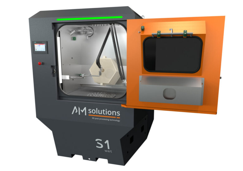 AM Solutions S1 Wet wet blasting machine for AM post-processing.