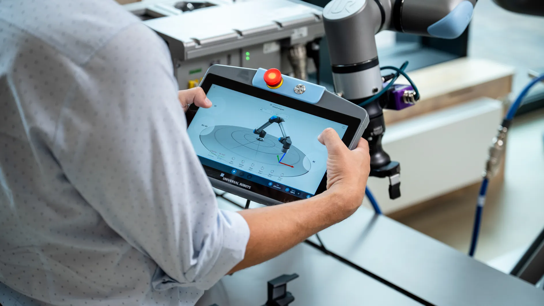 Universal Robots Launches AI-Ready Gen 7 Platform at IMTS 2026