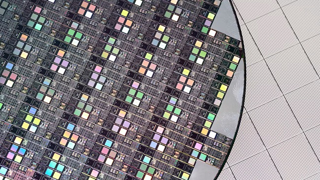 Siemens and NVIDIA Revolutionize Chip Manufacturing with GPU Acceleration